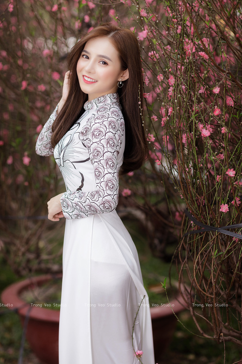 汽车电子产品有什么特点和作用（汽车电子的特点）